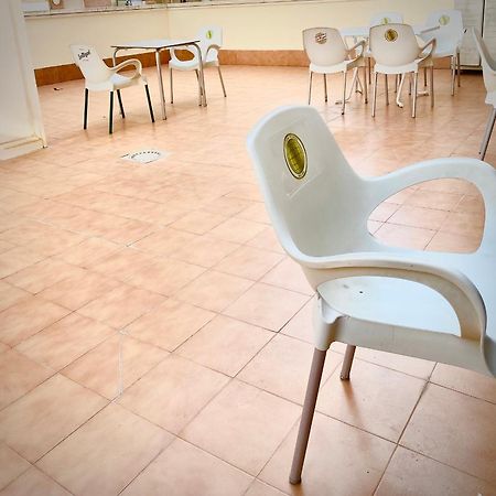 Roni Rooms Salou Exterior photo